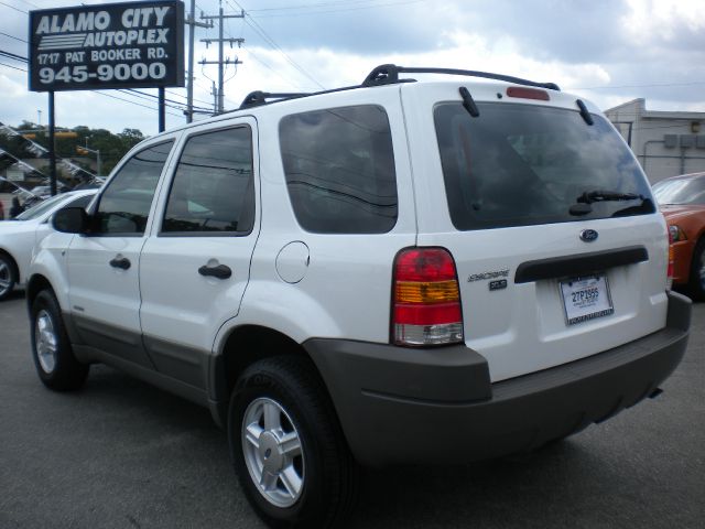 Ford Escape 2002 photo 15