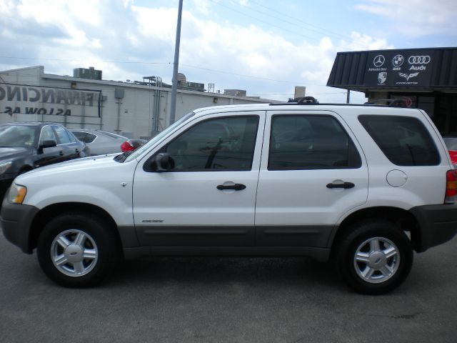 Ford Escape 2002 photo 16