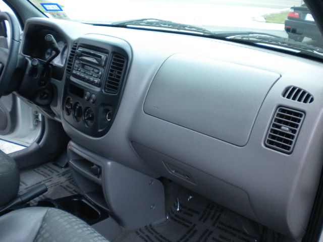 Ford Escape 2002 photo 7