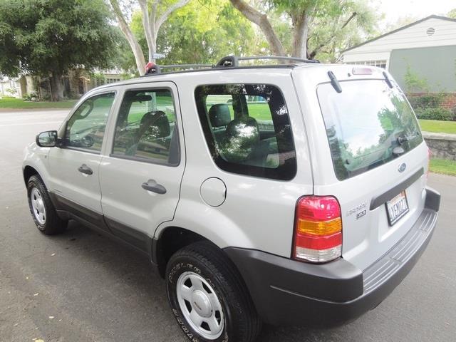 Ford Escape 2002 photo 3