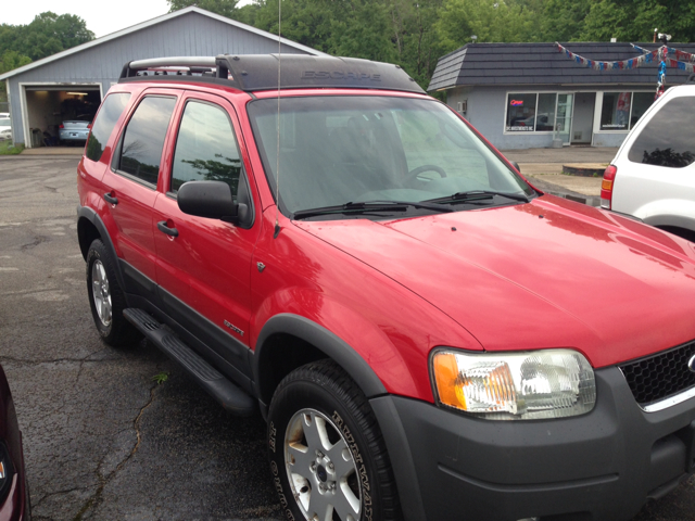 Ford Escape 2002 photo 1