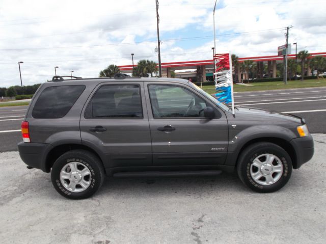 Ford Escape 2002 photo 2