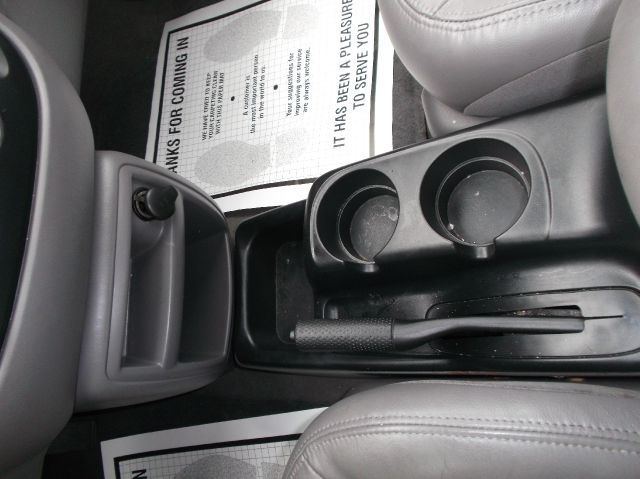 Ford Escape 2002 photo 9