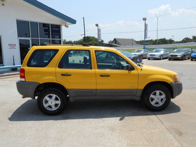 Ford Escape 2002 photo 3