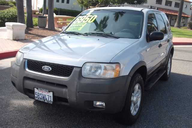 Ford Escape 2008 Toyota LE SUV