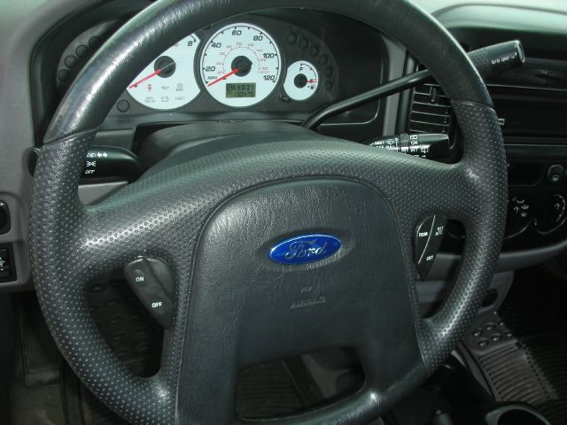 Ford Escape 2002 photo 3