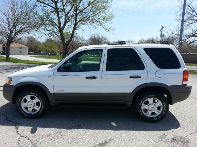 Ford Escape 2002 photo 12