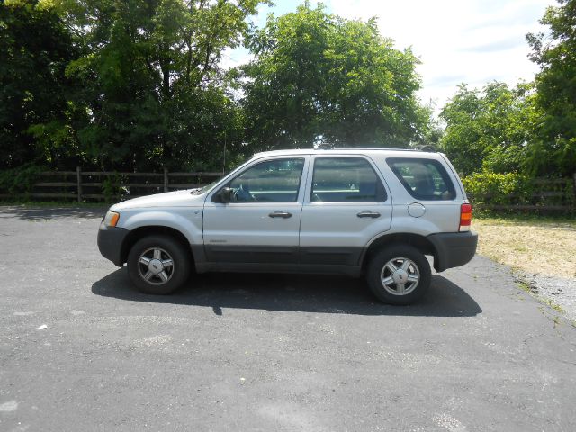 Ford Escape 2002 photo 2