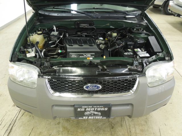 Ford Escape 2002 photo 16