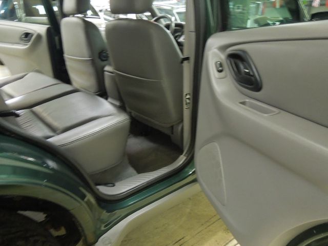 Ford Escape 2002 photo 2