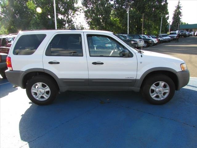 Ford Escape 2002 photo 2