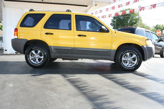 Ford Escape 2002 photo 2