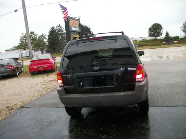 Ford Escape 2002 photo 1