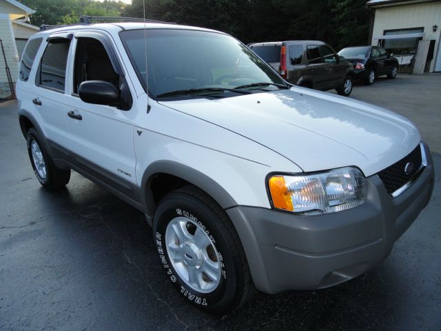 Ford Escape 2002 photo 3