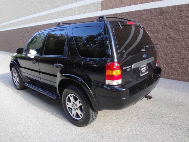 Ford Escape 2002 photo 1