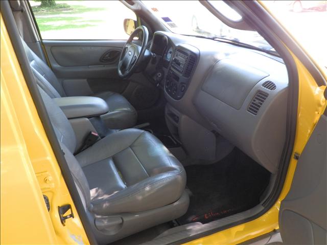 Ford Escape 2002 photo 3