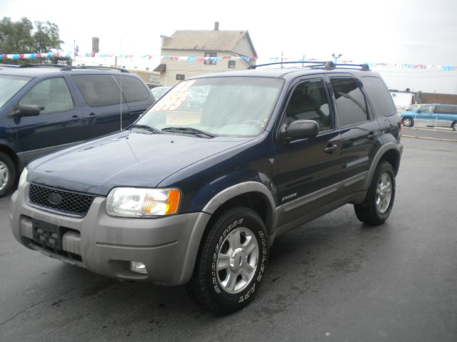 Ford Escape 2002 photo 1