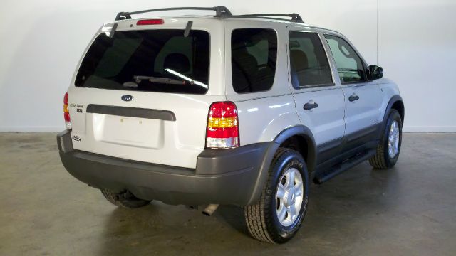 Ford Escape 2002 photo 15