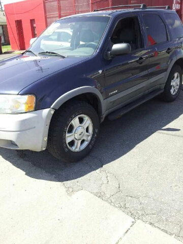 Ford Escape 2002 photo 1