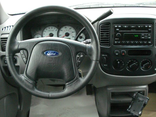 Ford Escape 2002 photo 7