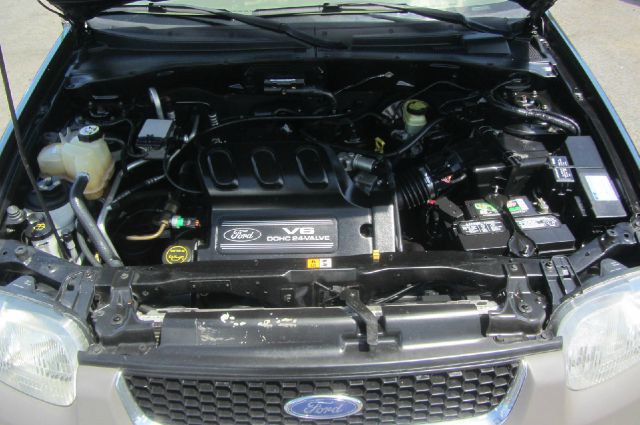 Ford Escape 2002 photo 7