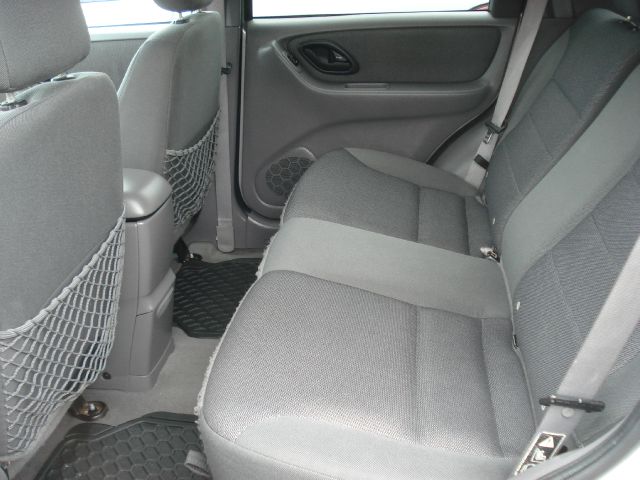 Ford Escape 2002 photo 3