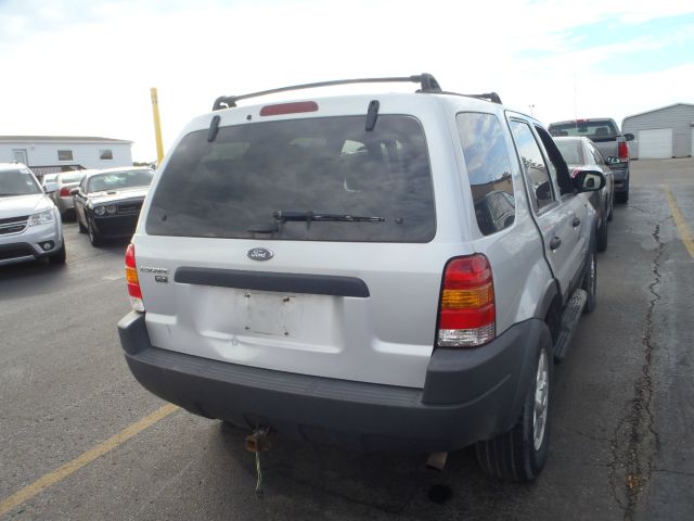 Ford Escape 2002 photo 4