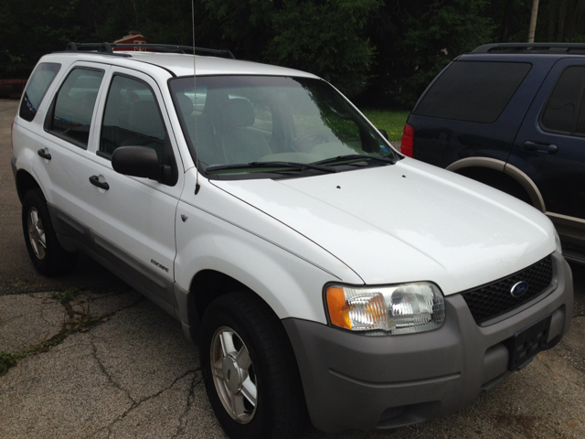 Ford Escape 2002 photo 1