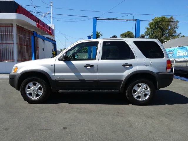 Ford Escape 2002 photo 2