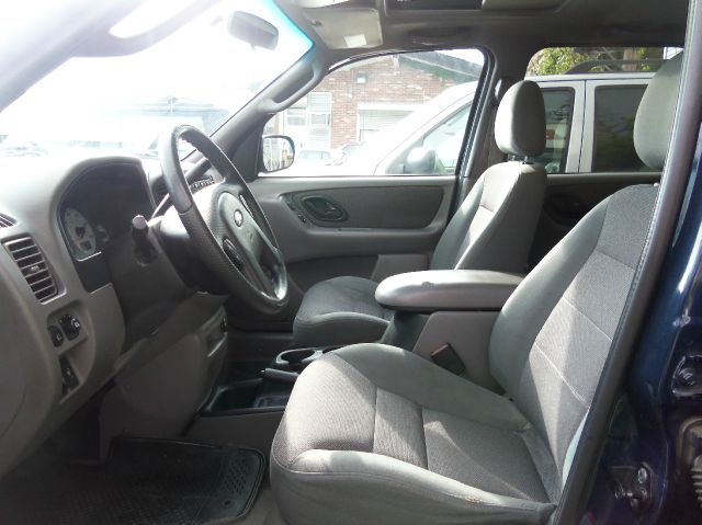 Ford Escape 2002 photo 7