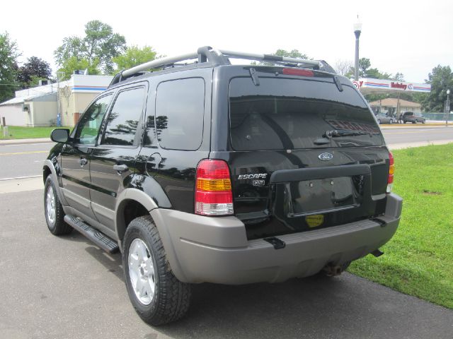 Ford Escape 2002 photo 1