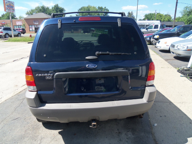 Ford Escape 2002 photo 1