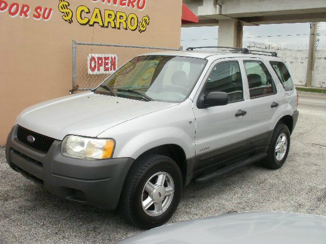 Ford Escape 2002 photo 1