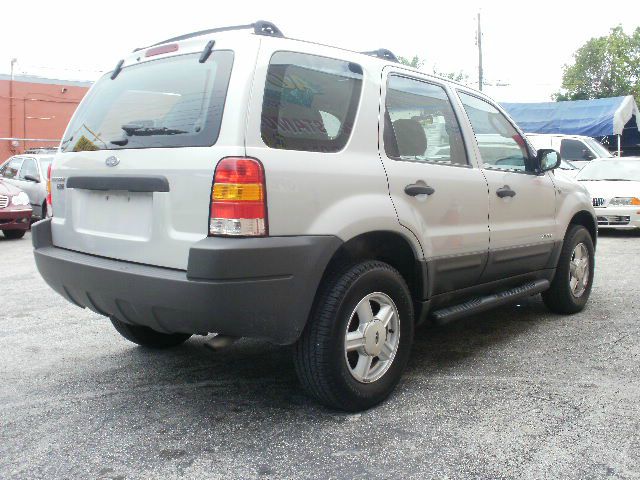 Ford Escape 2002 photo 2