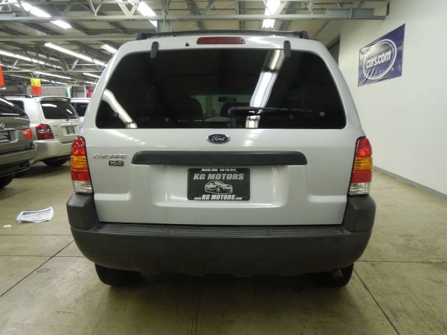 Ford Escape 2002 photo 4