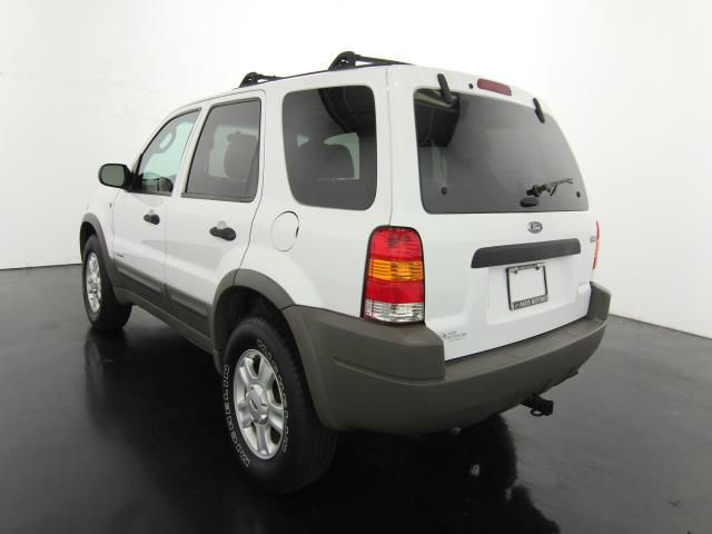 Ford Escape 2002 photo 11