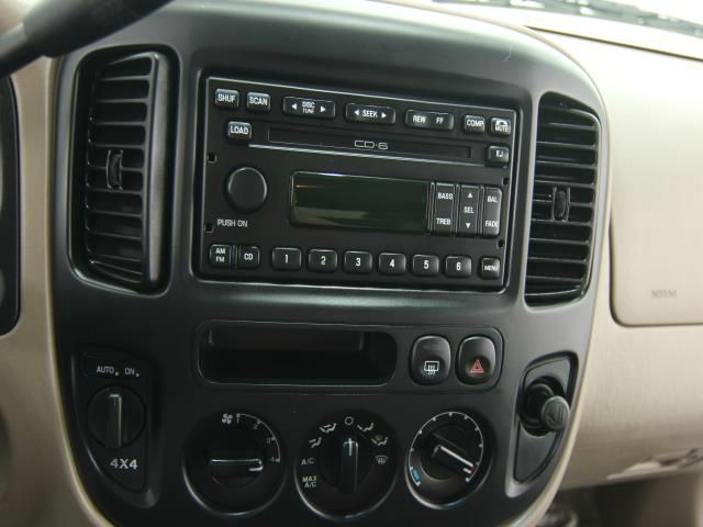 Ford Escape 2002 photo 3