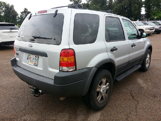 Ford Escape 2002 photo 2