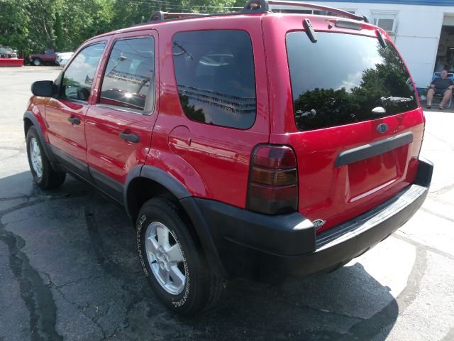 Ford Escape 2002 photo 1