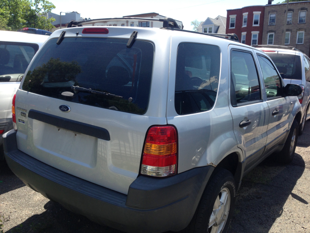 Ford Escape 2002 photo 1