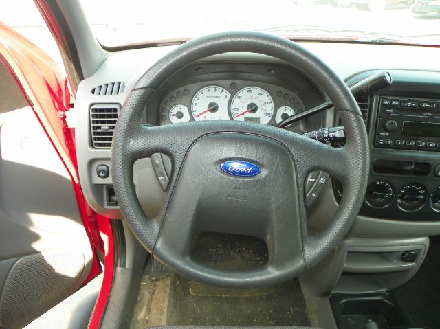 Ford Escape 2002 photo 9