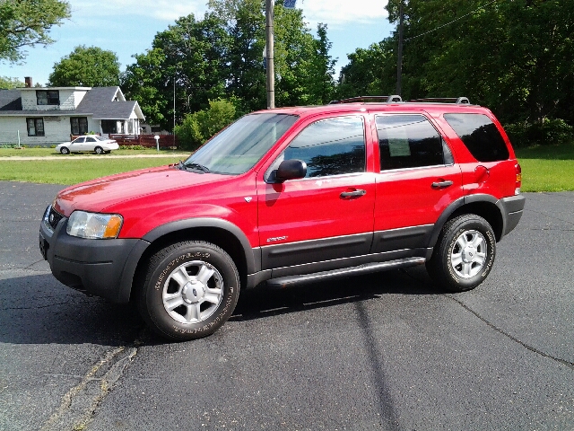 Ford Escape 2002 photo 1