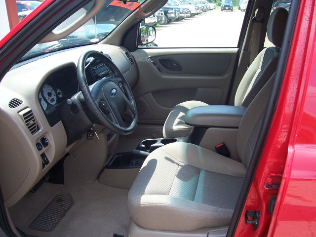 Ford Escape 2002 photo 3