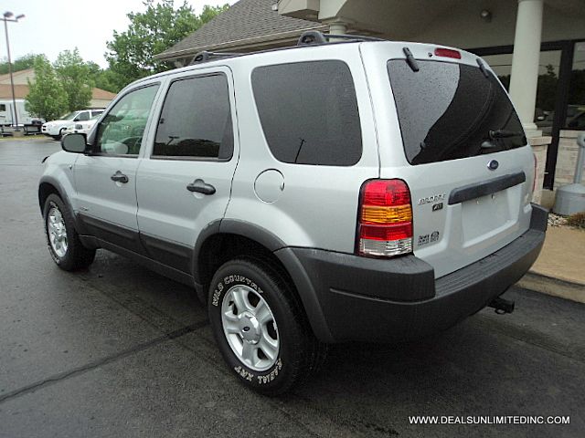 Ford Escape 2002 photo 1