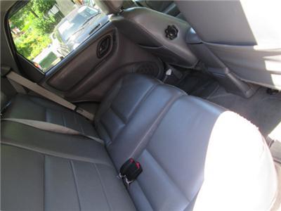 Ford Escape 2002 photo 8