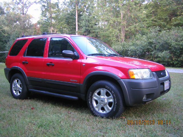 Ford Escape 2002 photo 2