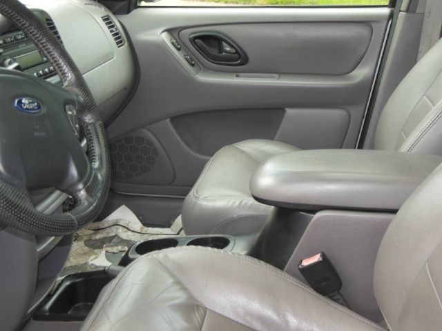 Ford Escape 2002 photo 4