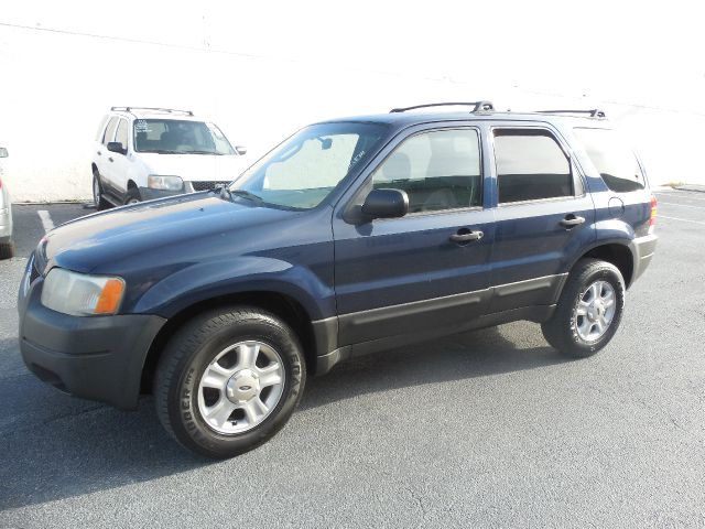 Ford Escape 2003 photo 1