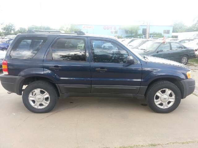 Ford Escape 2003 photo 13