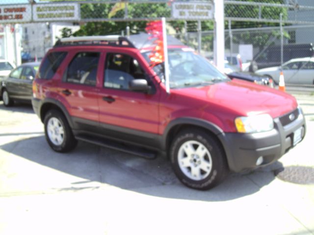 Ford Escape 2003 photo 2